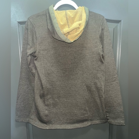 Noble Outfitters V-Neck Women's Sweater with Hood - Picture 4 of 6